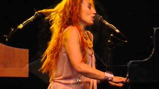 Tori Amos &quot;The Waitress&quot; Lyrics