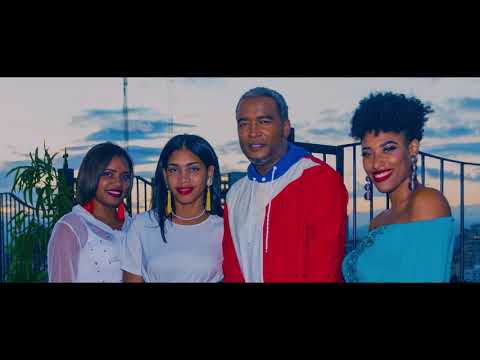 Sr Perez (Aposento Alto) Otro Año Mas Ft Greily Mariana