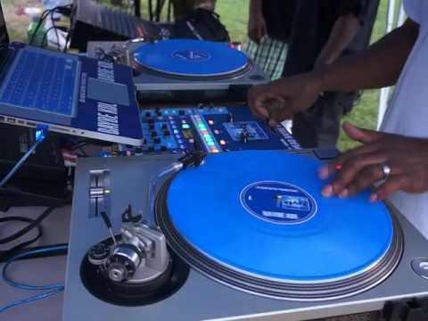 DJ BAYBE KDL Mobb Cookout 2015 Not My Best Work on a 1 to 10 I give it a 4