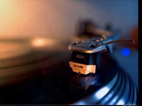 Eighteen feat. Stephanie Mills-Rush On Me (Alex Gaudino Remix 2008).wmv