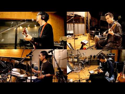 世界限定1200本】 xC（クロスシー） エコ・ドライブ電波時計［ソーラー