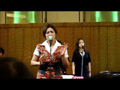 Raisa - Usai Disini (Pacific Place 9th Anniversary celebration)