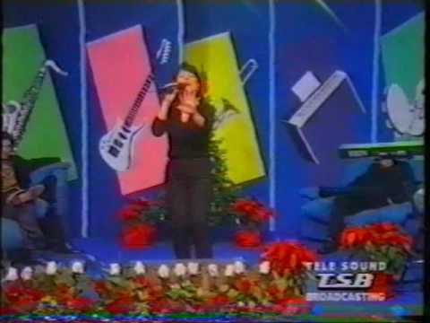 PAOLA MOLINO in " CU TTE"  - musica GIANNI VEZZOSI - testo P. MOLINO