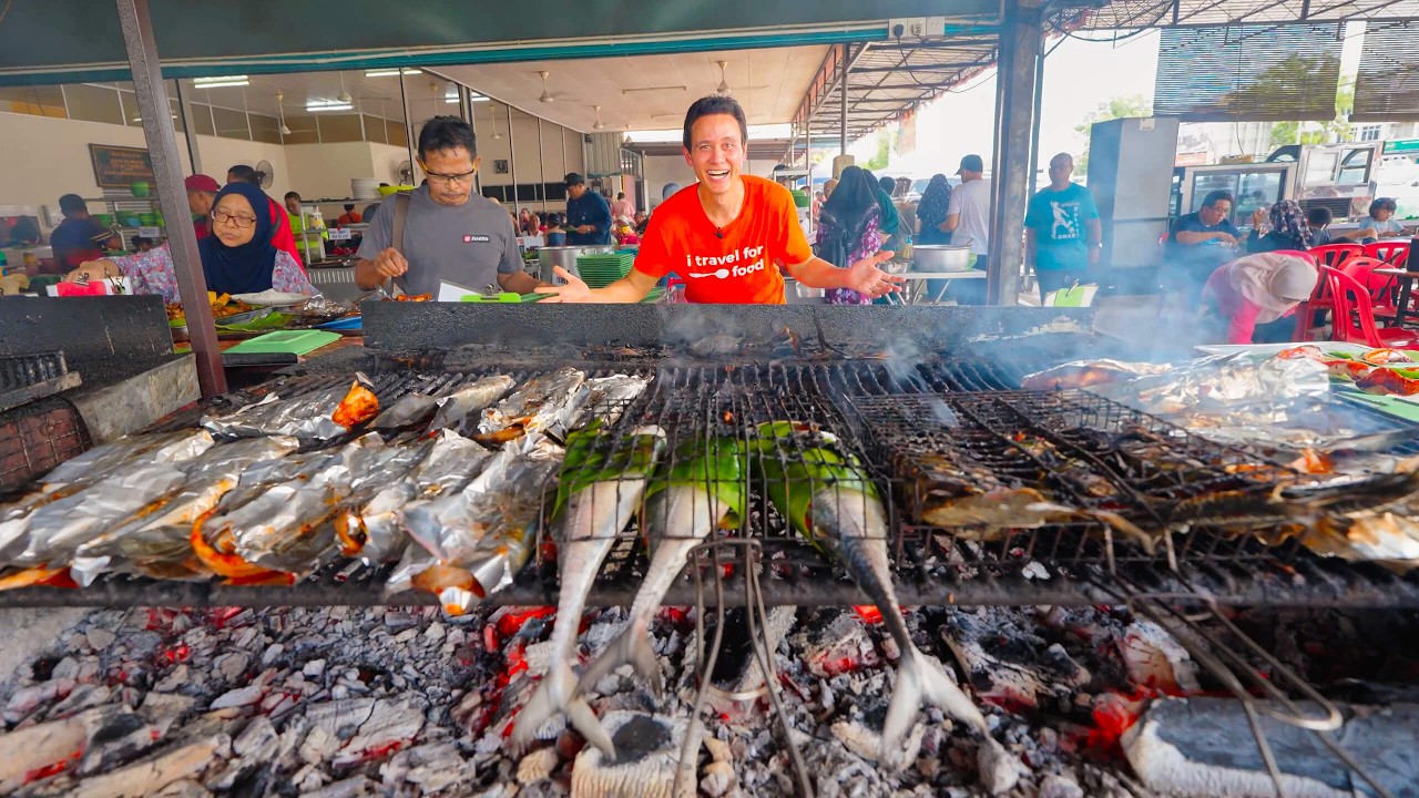 Street Food in Malaysia!! 🇲🇾 EXTREME FISH BBQ + Curry Noodles in Penang Mainland!!