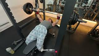 ベンプレ115kg 3回 感覚戻ってきたわよーんうっふーん おぉぉ！！ 重すぎぃいぃいぃ！！耐えろよ 耐えろよ 耐えろよ 強く、、、なったな