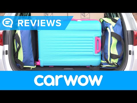 Part of a video titled Kia Sportage SUV 2018 practicality review | Mat Watson Reviews