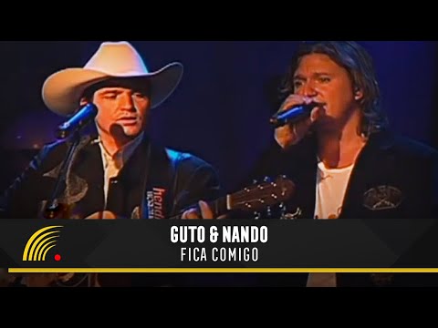 Fica Comigo video