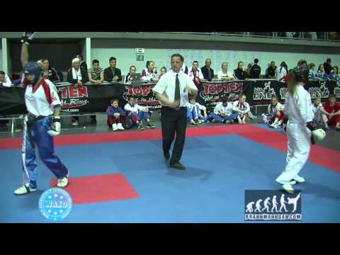 Daria Merkulova v Natalia Kley Wisniewska Austrian Classics 2014