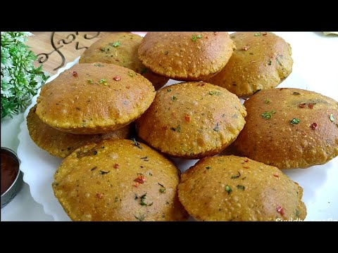 Chunni Ki Puri Moong Dal & Besan Fried Puri recipe photo