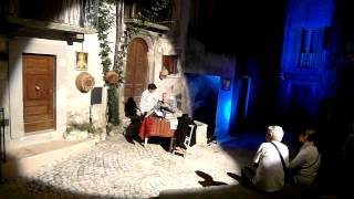 preview picture of video 'Omo se nasce Bregante se more - Castel del monte (AQ) - Estate 2013 (1° parte)'