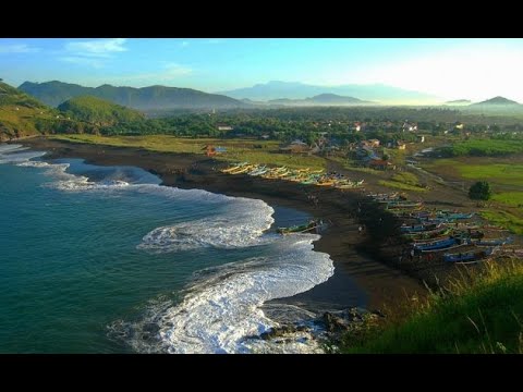 WELCOME TO PAYANGAN BEACH (Eka Setia Wahyuli_T20186083_TBI3#EnglishForGuideMidTest)