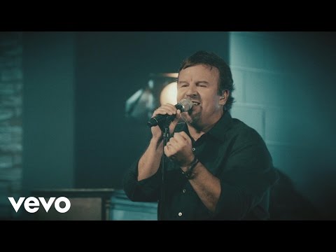 Casting Crowns - Just Be Held (Live)