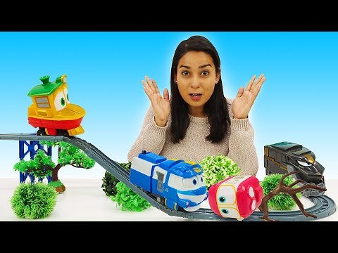 Spielzeug Kindergarten mit Valeria. Spielspaß mit den Robot Trains.