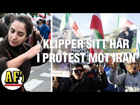 Här klipper Leila sitt hår i protest mot Iran: Tusentals människor behandlas som Mahsa Amini