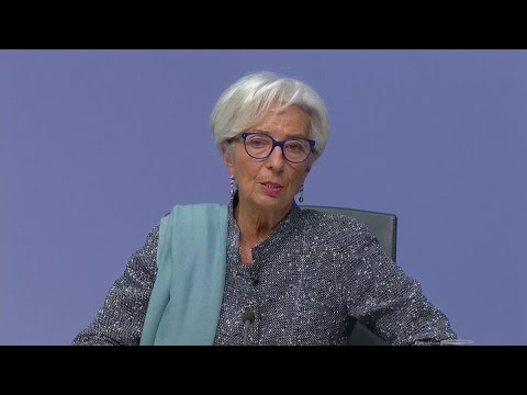 ECB's Lagarde Says Economy Probably Contracted in 4Q