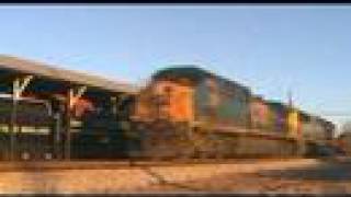 preview picture of video 'CSX Q669 Freight Train at Winder, GA'