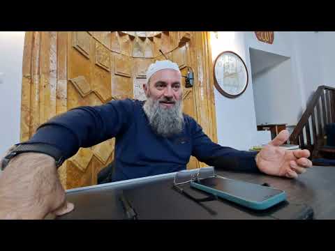 Komentuesi Thotë: "Allahu është Imagjinatë" - Hoxhë Bekir Halimi