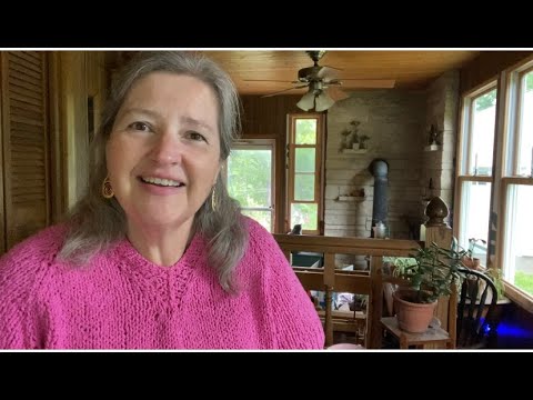 Live and Learn Knitting Podcast - Episode 19 - Hello June! - June 1, 2024