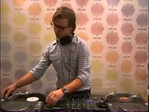 21:30:00 - Chance @ RTS.FM SPB Studio - 23.03.2010: DJ Set