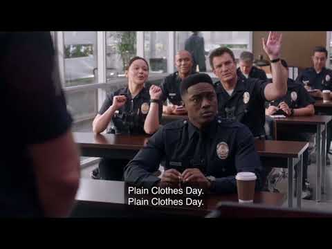The Rookie:Plain clothes day for Aaron!