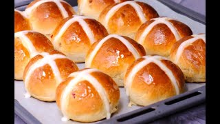 Hot cross buns: the original recipe to make them fluffy and tasty!