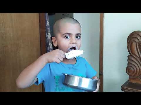 লাবিবের আইসক্রিম খাওয়া/Labib is eating ice cream