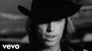 Tom Petty & The Heartbreakers - Learning To Fly video