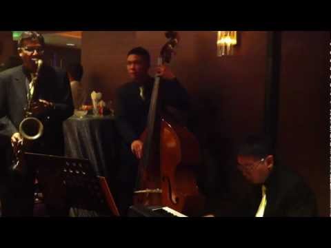 Summertimes Jazz Cats : Blue Monk : Instrumental Trio (Event Cocktail) - www.highnotes.com.sg