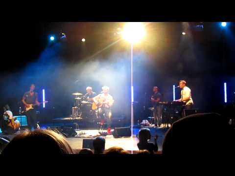 Osmo Ikonen feat. Sunrise Avenue - Heaven Or Hell (Sellosali/Espoo 16.12.2010)