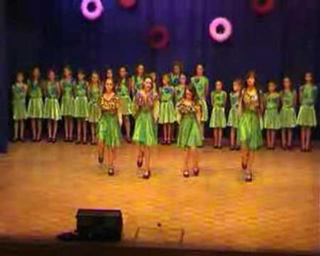 Kinderdansgroep "Salade"- De Toverstok- Ierse dans Tiener