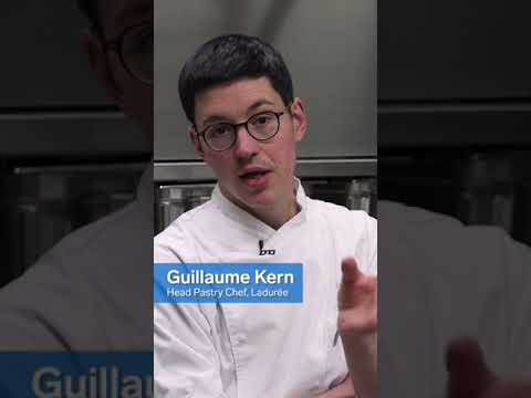 É assim que a Ladurée faz seus macarons mundialmente famosos usando uma receita que existe há mais de um século