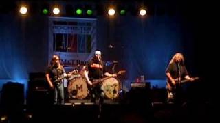 15 - KENTUCKY HEADHUNTERS - DAVY CROCKETT ( WIDESCREEN).wmv
