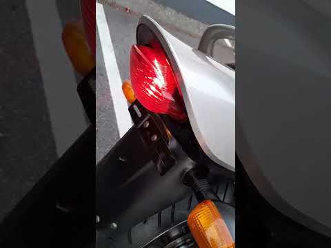 Suzuki Gsx750 Inazuma 1999 - Image 2