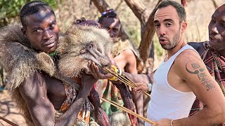 HADZA Kabilesi ile MAYMUN AVINA ÇIKTIK! (Yasaklı Bitki Gözlerini Açıyor) 🇹🇿
