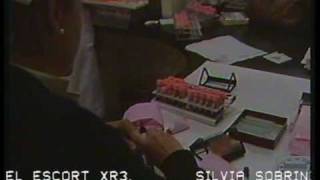 Los Nikis - Silvia Sobrini y Sangre en el museo de cera