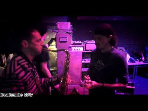 JAHMBASSADOR HI-FI SOUNDSYSTEM ft rootsman -  sax dub 'pt4 @ de vinger 29-04-2017