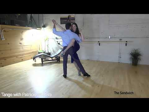 Classic Tango Figures - The Sandwich