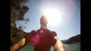 preview picture of video 'Cliff diving Rossens 2011'