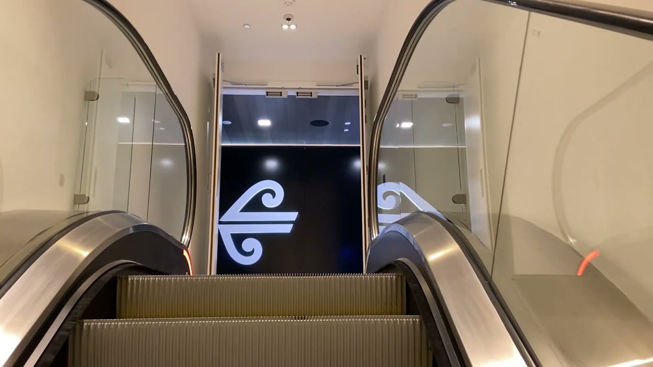 Air New Zealand Domestic Lounge thumbnail
