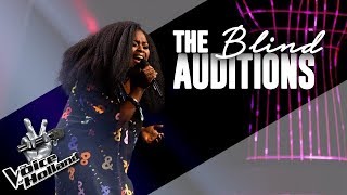 Download lagu Sarah-Jane sing 'Nothing Compare 2 U' in The Blind Auditions of The Voice of Holland Season 9 mp3