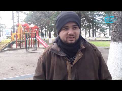 ავტობუსში მცხოვრები ოჯახი ლანჩხუთში