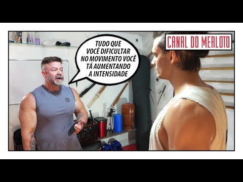 FAZER REPETIÇÃO LENTA OU EXPLOSIVA PARA HIPERTROFIA ???