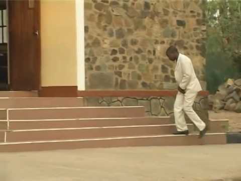 Ambwene Mwasongwe Tangulia mbele