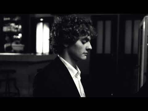 Dominik Novinc - Mala Balada (Official Video)