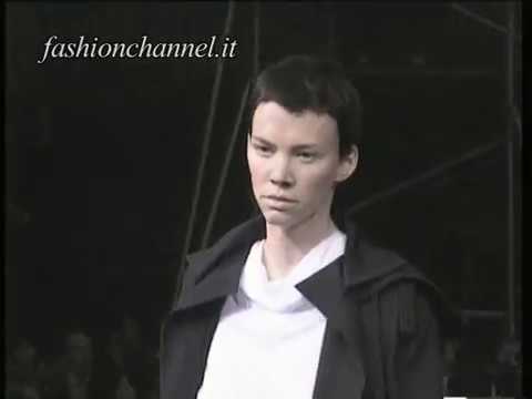 "Yohji Yamamoto" Autumn Winter 1994 1995 Paris 1 of 5 pret a porter woman by FashionChannel