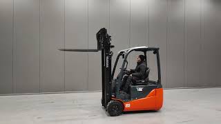 Chariot &eacute;l&eacute;vateur &agrave; trois roues Toyota 8FBE16T | Image 4 - Machineryline