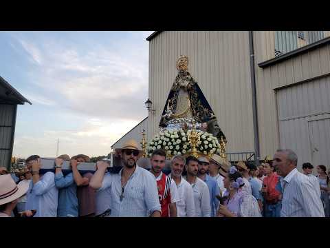 La Virgen de Luna está en Villanueva de Córdoba y lo hace con el manto y Corona de la Coronación