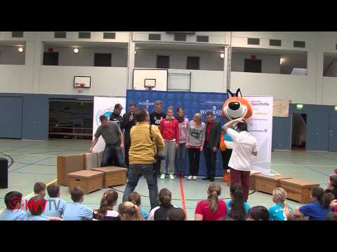 HVV TV: Aktion "Kinder trainieren mit ihren Stars"