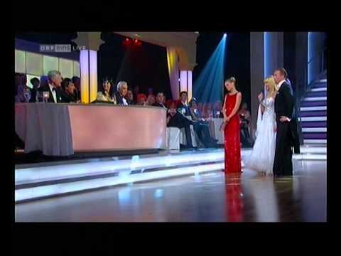 Dancing Stars 2012 ~ Dolly Buster & Gerhard Egger mit einem Langsamen Walzer ~