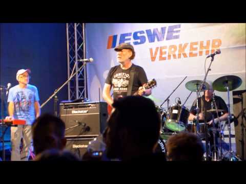 Tiger B. Smith - Walking by myself